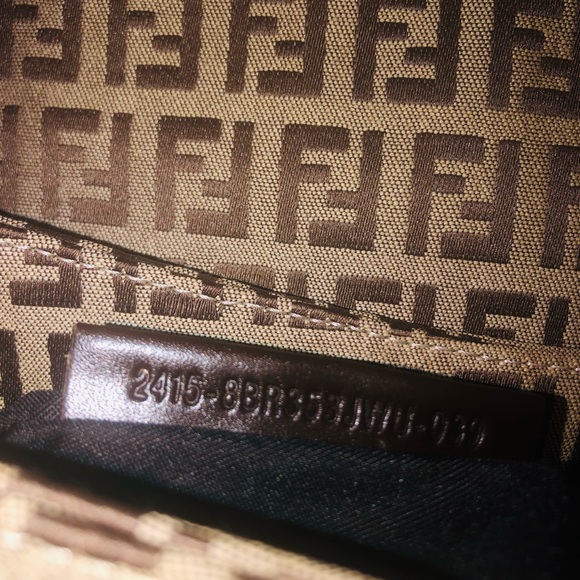 FENDI Monogram Purse - Picture 5 of 6